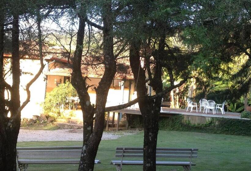 فندق صغير Pousada Chalés Da Casa Centenária