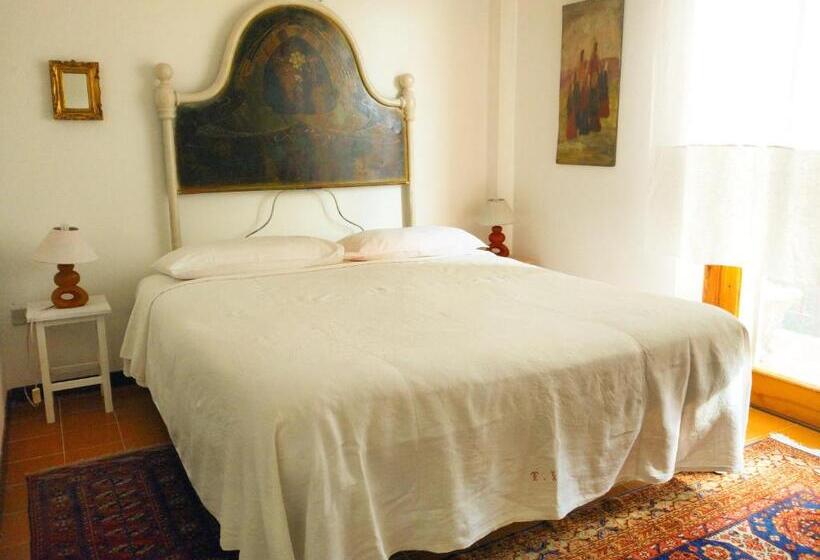 مبيت وإفطار Amariglio