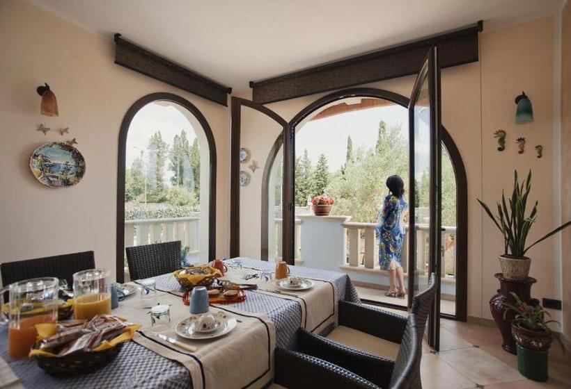 ベッドアンドブレックファースト Brezza Di Mare