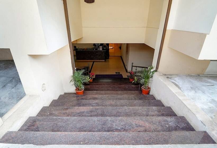 Fabhotel Virksham