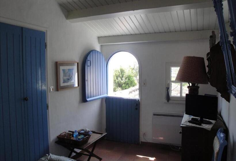 Le Buzet Bleu Bed & Breakfast