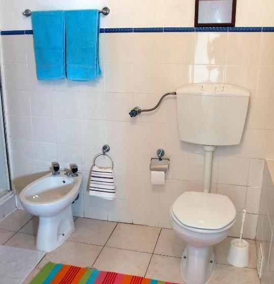 پانسیون Alojamentos Oasis