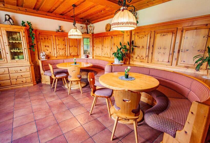 Пансион Gästehaus Hartweger