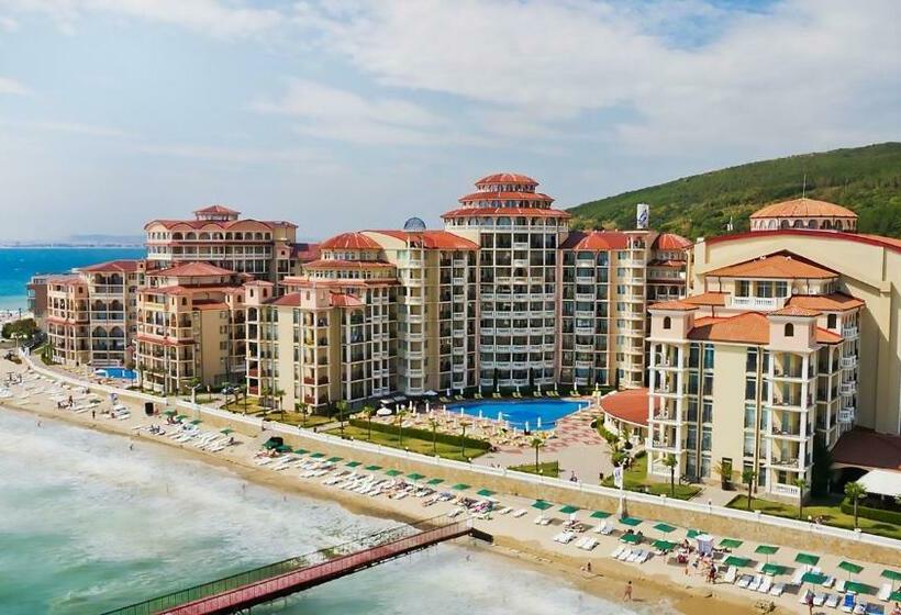 استراحتگاه Atrium Beach Hotel   All Inclusive