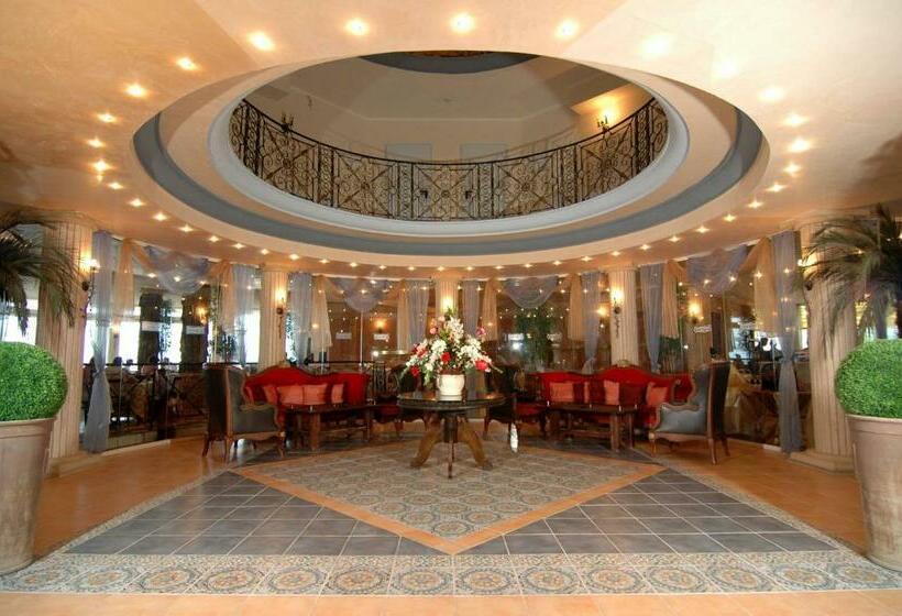 استراحتگاه Atrium Beach Hotel   All Inclusive