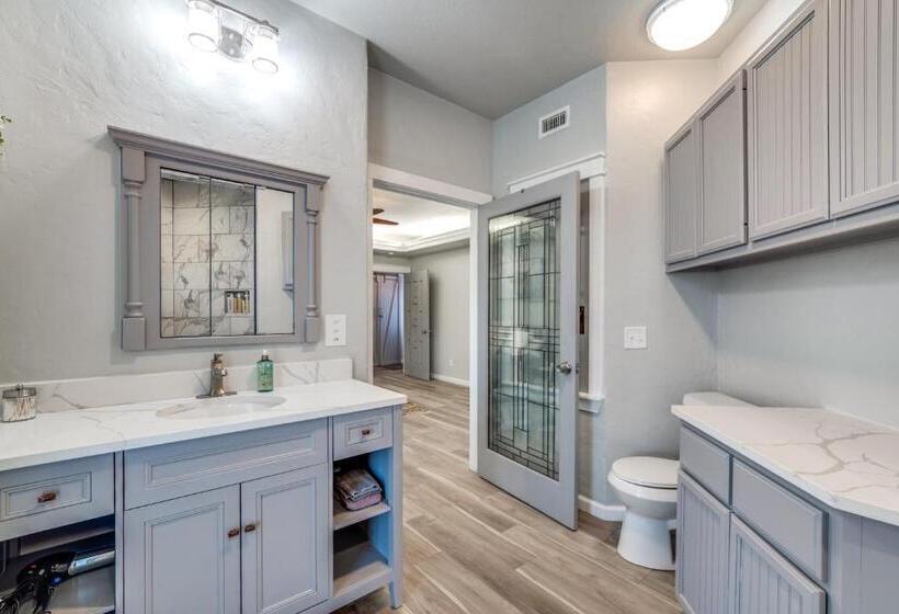 5 Bdrm Home On 2 Acres Mins To Wineries Private Heated Pool And Hot Tub