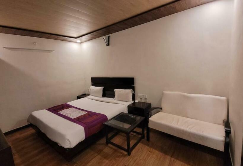 ホテル Goroomgo Hidden Chalet Mall Road Nainital Near Naini Lake
