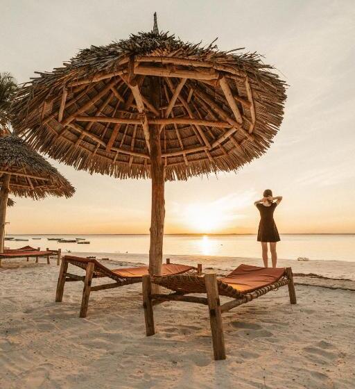 فندق Sansi Kae Beach Resort