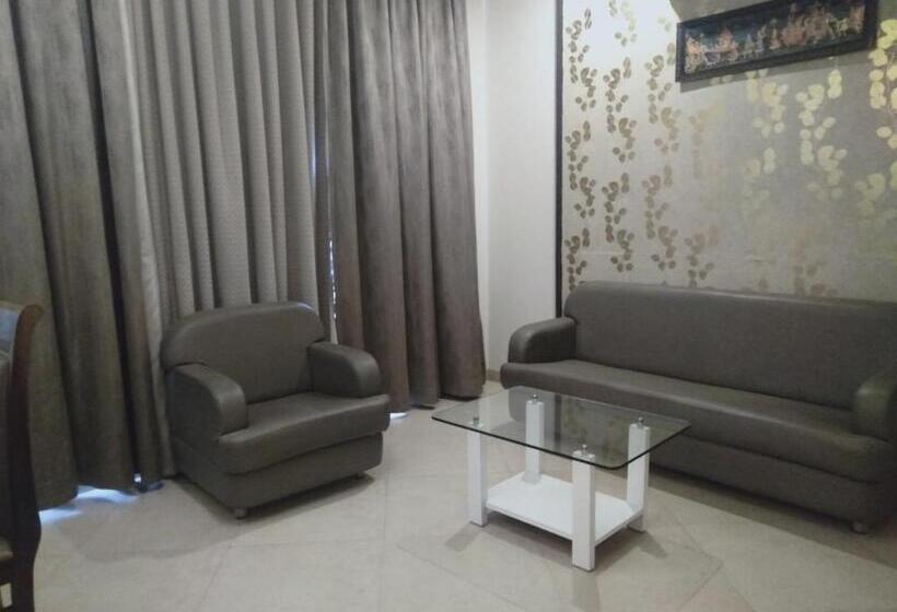 בית מלון כפרי Udayanraje Palace