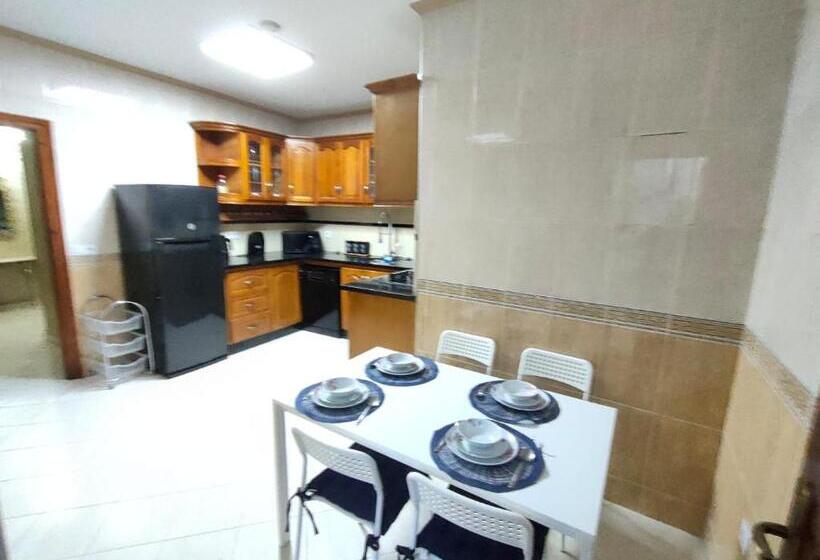 Joli Appart Climatisé Pour Un Séjour Formidable Pour Les Familles