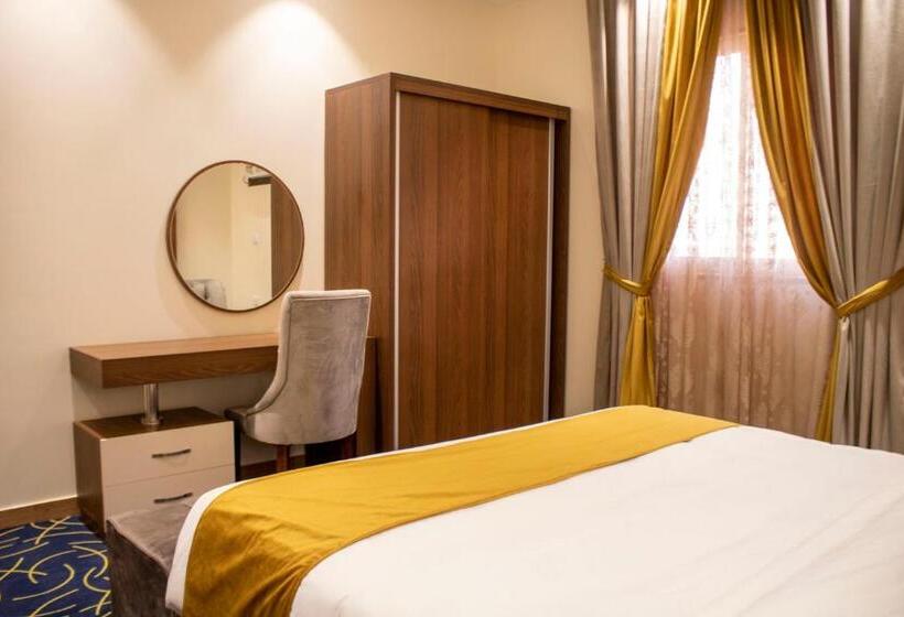 The Palace Hotel Suites   Al Badea