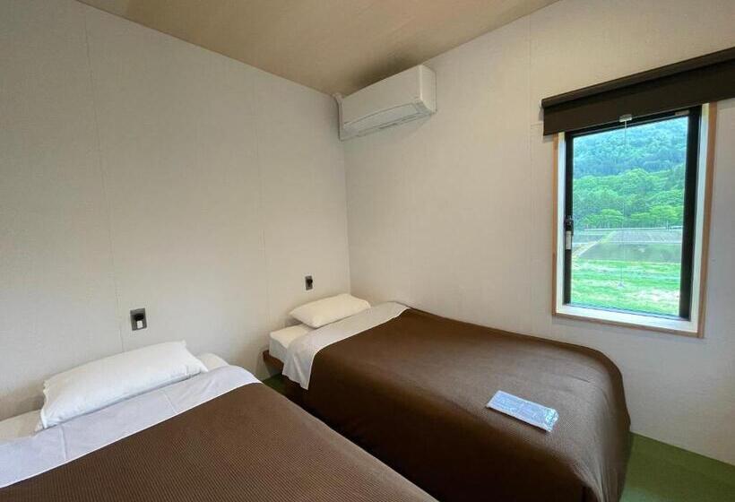 Общежитие Guesthouse Shirakawa Go Inn