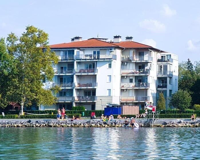 Balaton Lakeside Residence