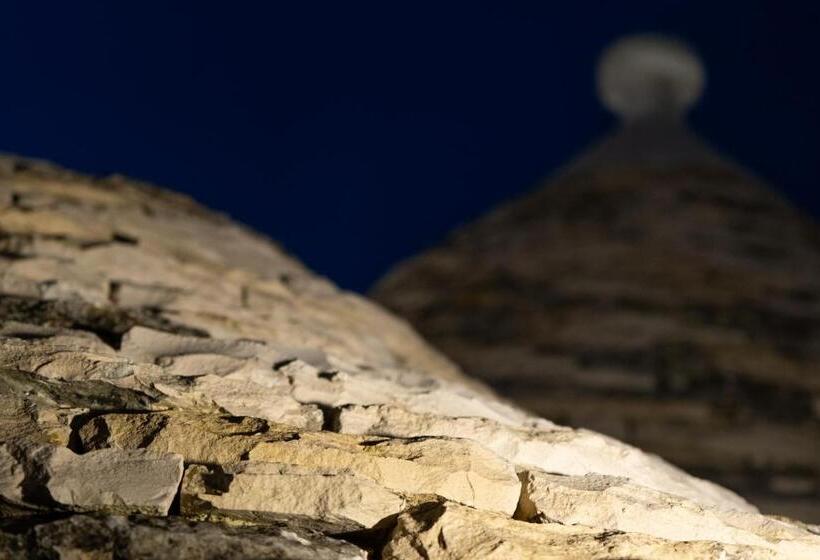 تختخواب و صبحانه Trulli Magheia