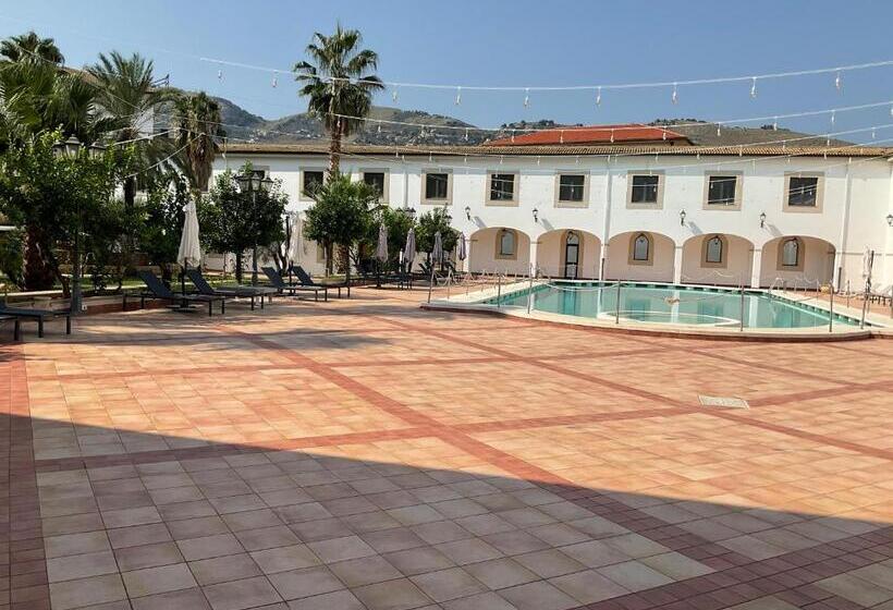 هتل Al Balhara Resort