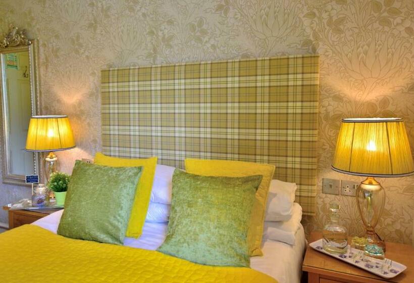Общежитие Bryn Tyrch Rooms