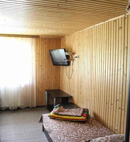 Pension (Hôtel basse catégorie) гостьовий дім у ані