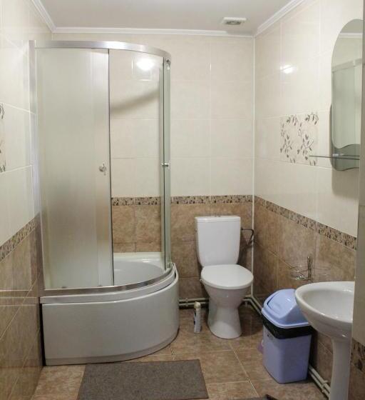 Pension (Hôtel basse catégorie) гостьовий дім у ані