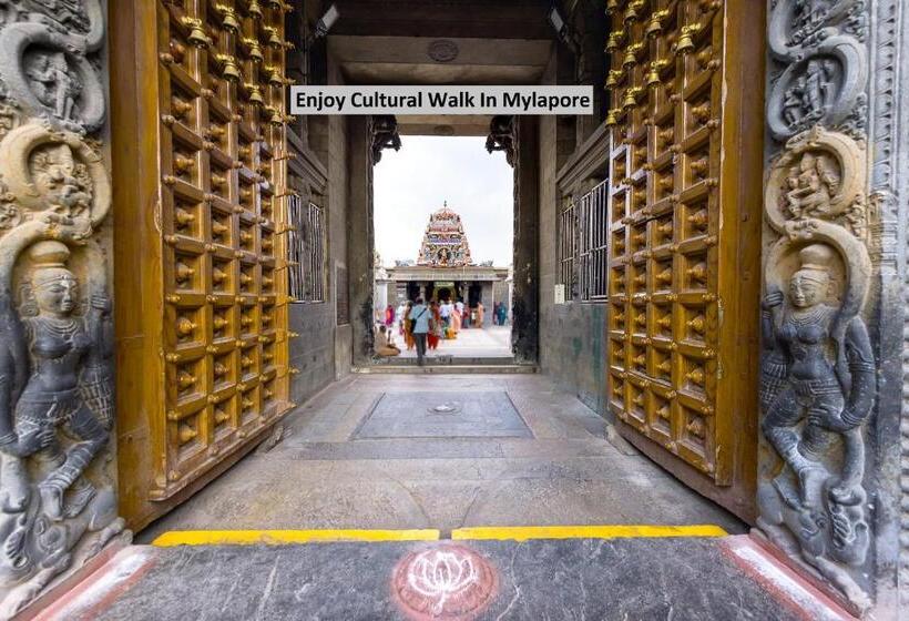 هتل Super Townhouse Royapettah Near U.s Consulate