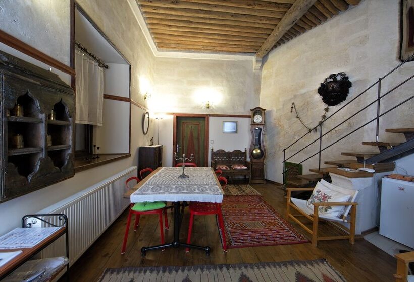 Kadievi