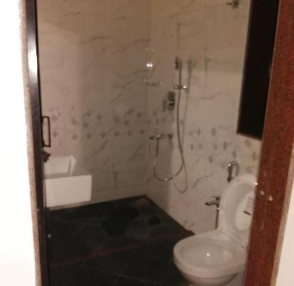 پانسیون Wave Morjim