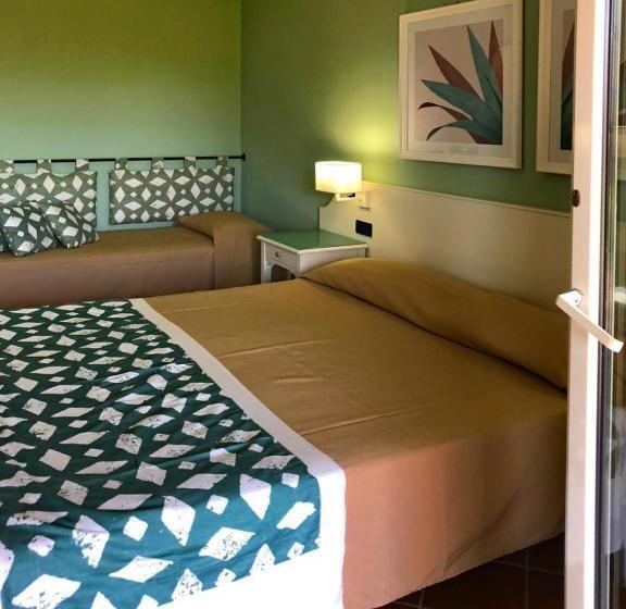 Hotel Igv Club Baia Samuele