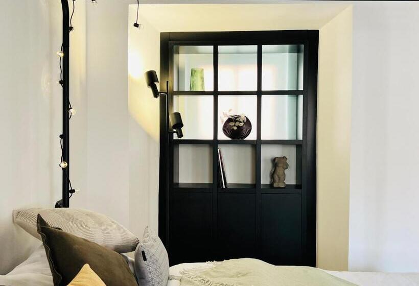 Pension Mono   Adults Only