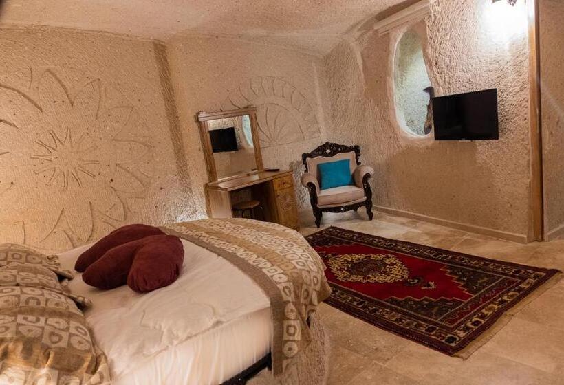 هتل Grand Elite Cave Suites