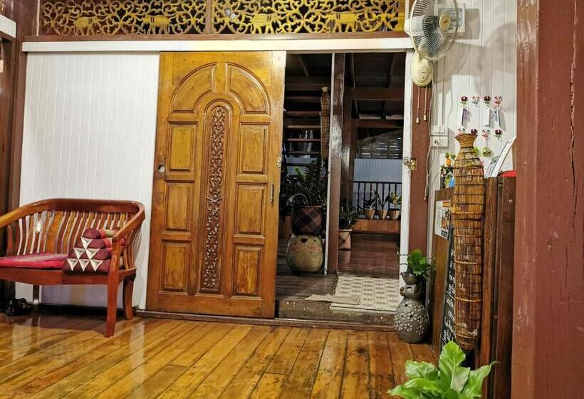 ペンション Chanida Home