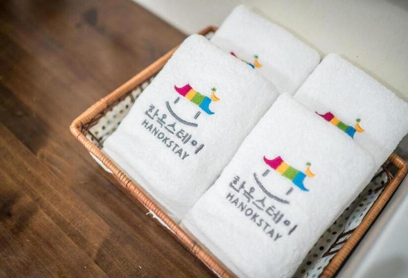 بنسيون Hanok Story Guesthouse