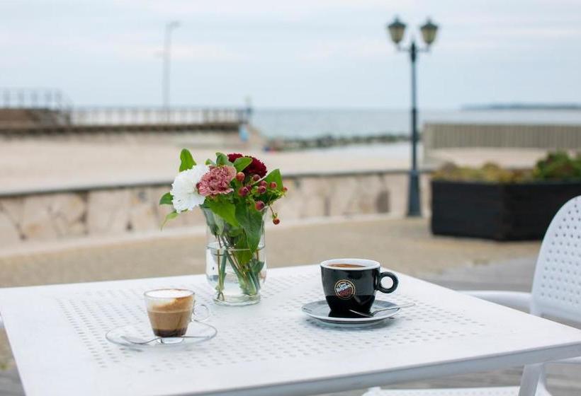 בית מלון כפרי Apollo