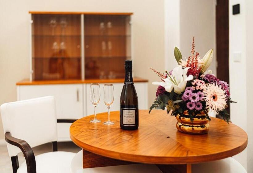 هتل Baltaci Atrium