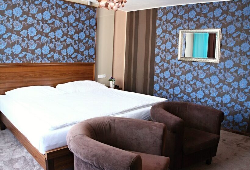 هتل Baltaci U Nahonu