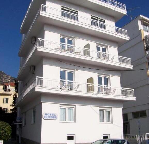 هتل Europa   Family And Senior Friendly