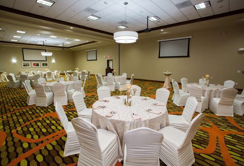 בית מלון כפרי Hilton Garden Inn Cincinnati/west Chester