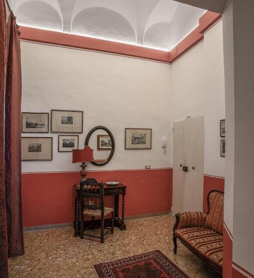 هتل Palazzo Rotati