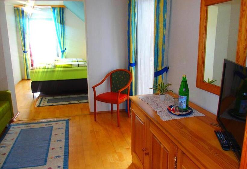 בית מלון כפרי Pension Maria Wallner