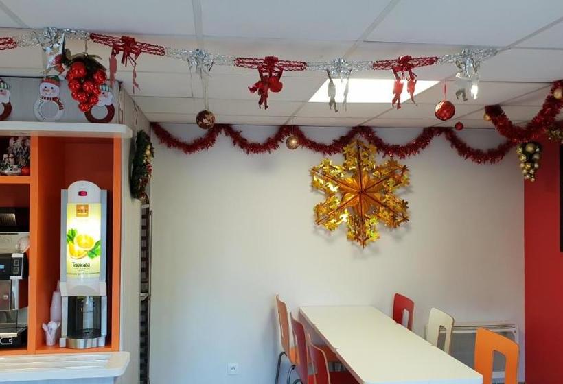 هتل Premiere Classe Strasbourg Sud  Illkirch