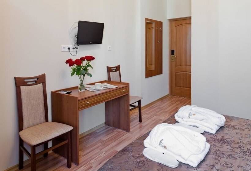 Mini Hotel  Admiral