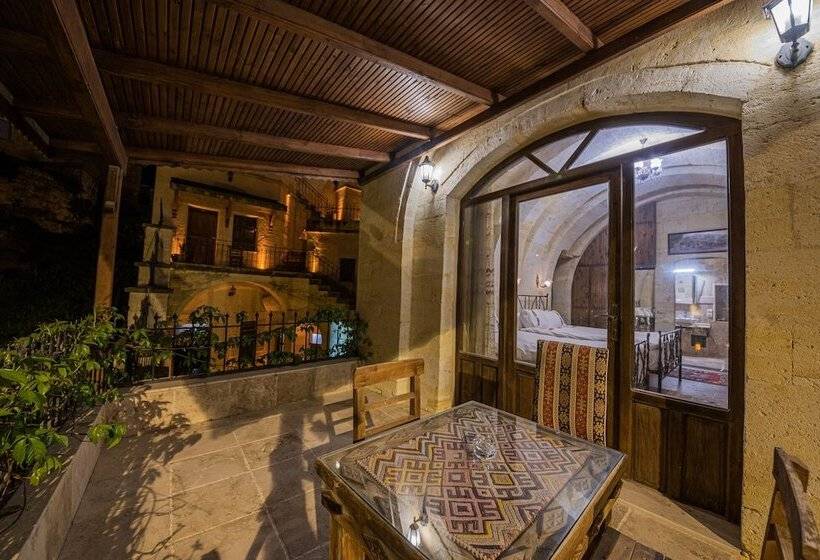 پانسیون Konak Bezirhane Cave Otel