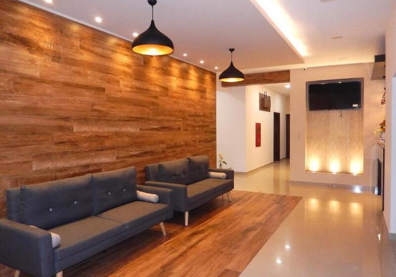 Premium Suites Deluxe Aparthotel Equipetrol