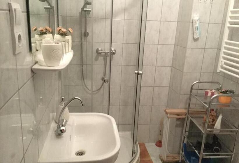 膳宿费 Bazilika Vendégház