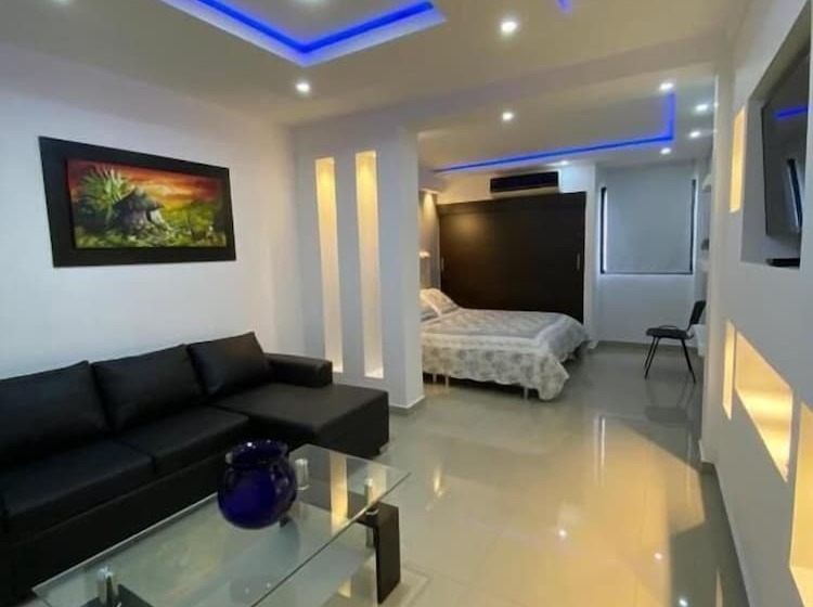 Aparta Hotel El Cacique Upar