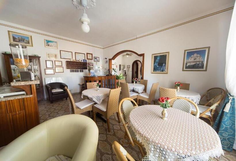 호텔 Albergo Europa