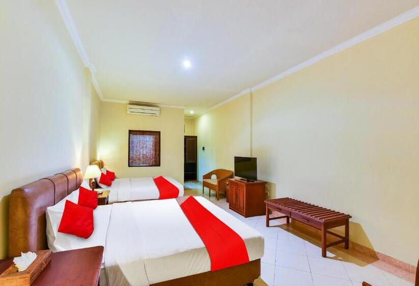 هتل Townhouse Oak Maxi  Legian