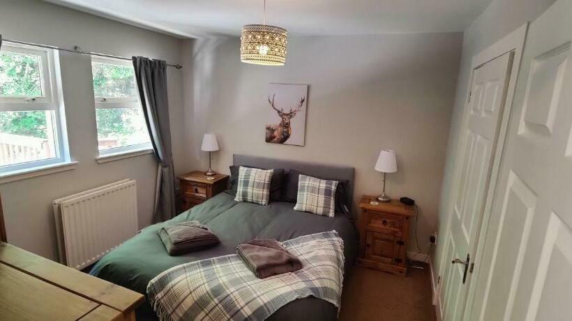Ben Reoch Cottage Loch Lomond And Arrochar Alps
