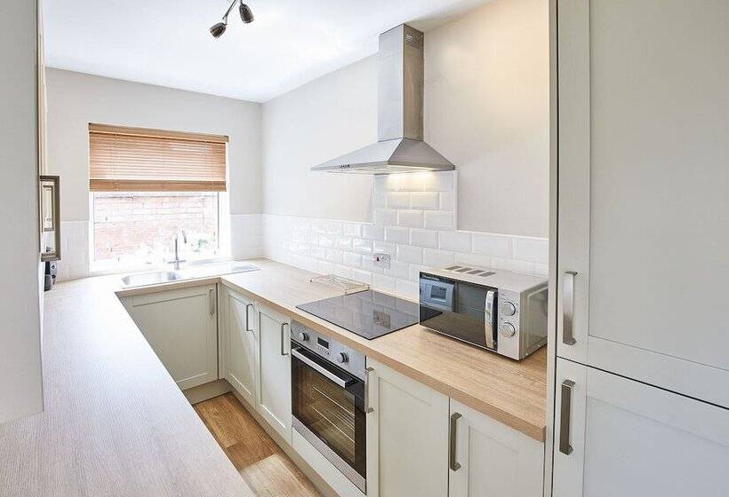 Host Stay Ramblers Rest Cottage