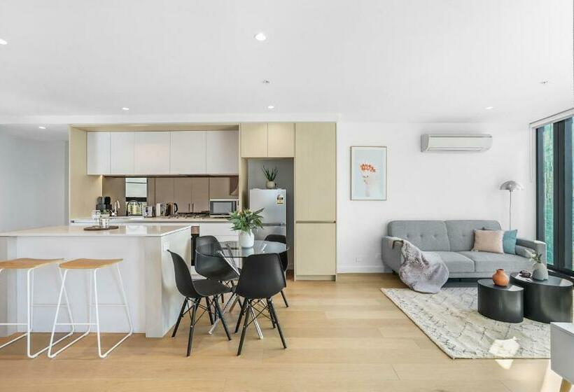 Kozyguru Docklans Waterview Cosy 2 Bed 2 Bath Apt Melbourne Vdo628 2805