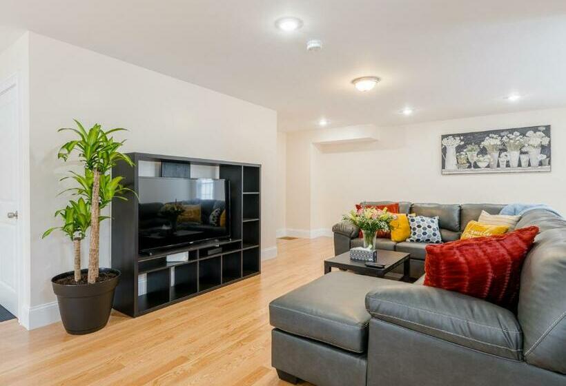 37 Spring Getaway Early Bird 10 Percent !greater Boston Cozy Townhouse
