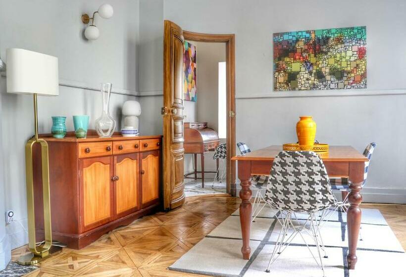 4 Star Carcassonne Historic Duplex Air Conditioned Apartement D`églantine